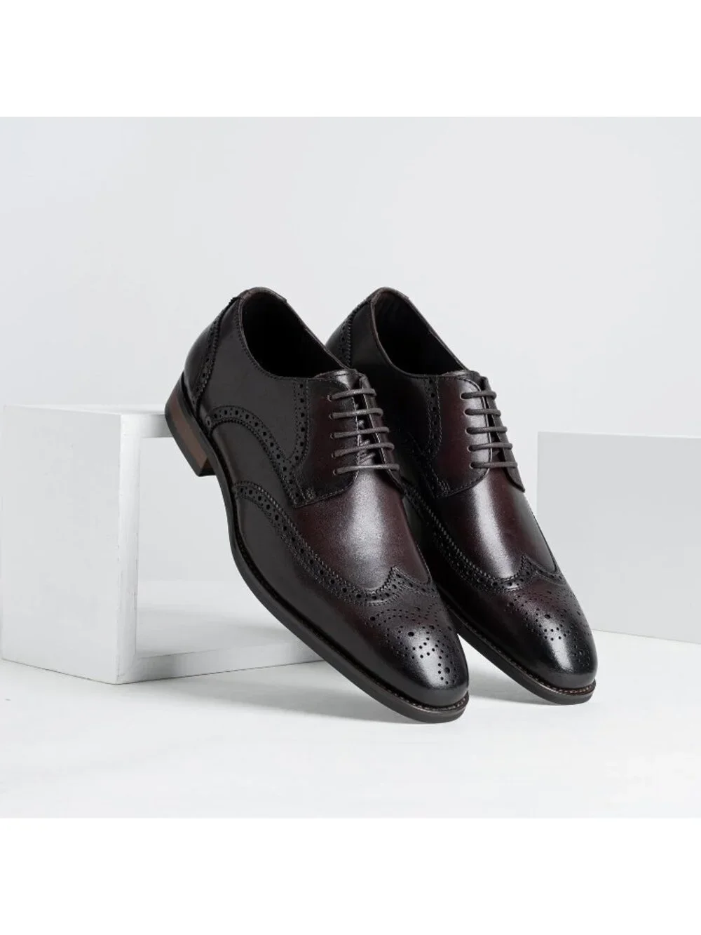 N/A men brown